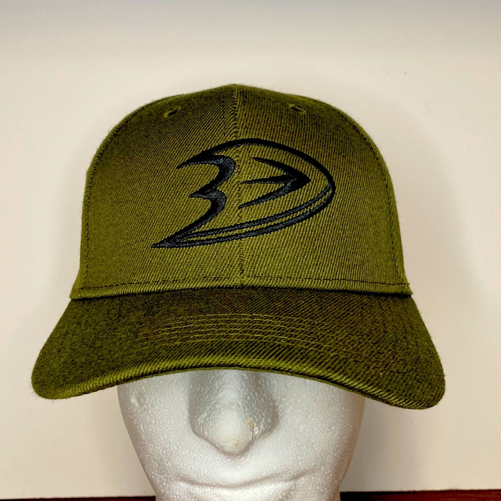 Anaheim Ducks Military Hat